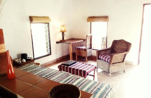 Chitedze Cabina | Barefoot Lodge and Safaris - Malawi