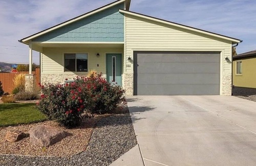 Fruita Casa | Bark And Bike Abode 3 Bedroom Home