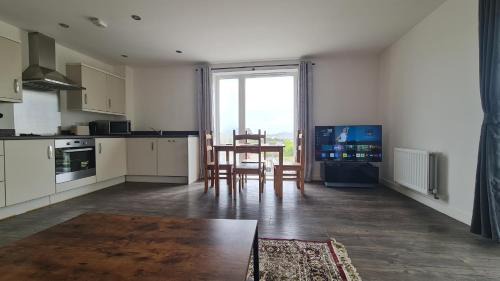 Thames Apartamento | Barking 2 Bed Apt with Parking & Good Travel Links