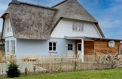 Gross Schwansee Casa | Barkley Reethaus