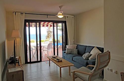 El Medano Apartamento | BARLOVENTO by RENTMEDANO Luxury beach front apartment with fantastic ocean views