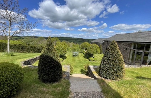 Craswall Casa | Barn conversion in rural location with total peace and tranquility.