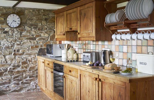 Bude Cabaña | Barn Conversion With Indoor Swimming Pool In Stunning Rural Location Near Ocean