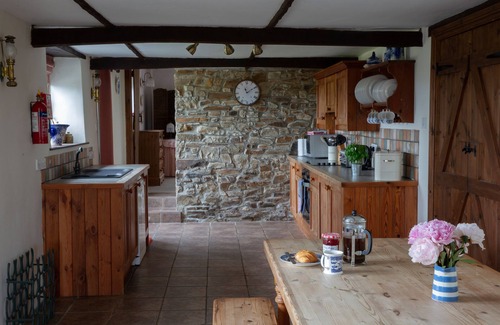 Bude Cabaña | Barn Conversion With Indoor Swimming Pool In Stunning Rural Location Near Ocean
