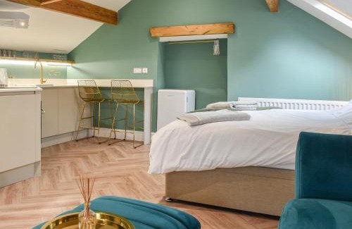 Dronfield Casa | Barn Owls Nest-Uk39432