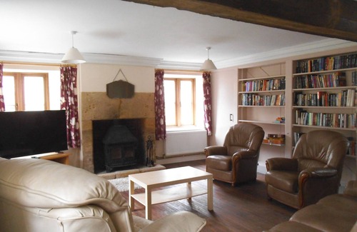 South Petherton Cabaña | Barn, village hall and now modernised cottage with original features