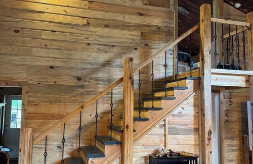Leesburg Casa | Barndominium at Dirty Dog Organic Farm