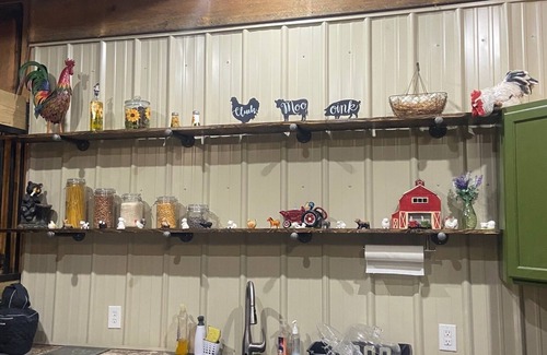 Unaka Casa | Barndominium in Murphy NC--pet friendly, many activities on property and nearby.