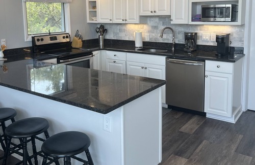 Point Pleasant - Toms River Casa | Barnegat Light 2nd desde la playa, luminoso, abierto 3 BR 1. 5 BA con vista al mar!