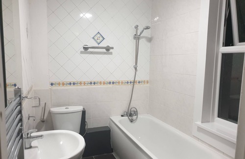 High Barnet Apartamento | Barnet Luxury Apartment can sleep 4 people just few mins away from Station