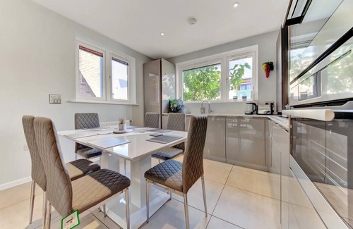 High Barnet Casa | Barnet's Hidden Gem - Your Dream Stay