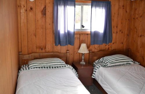 Chilanko Forks Otro | Barney’s Lakeside Resort