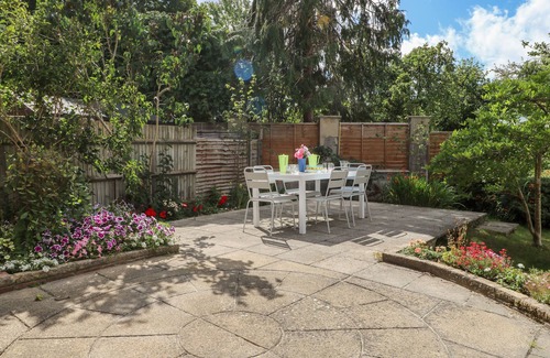 Denmead Casa | BARNGREEN, family friendly, country holiday cottage in Denmead