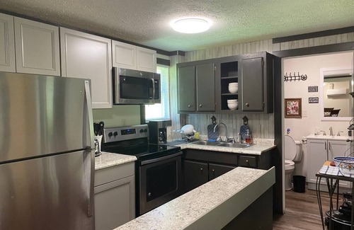 Monterey Cabina | Barnhouse Charm at 1-40 Monterey