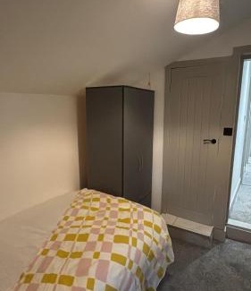 Gillingham Apartamento | Barnsole Lodge, 5 bed 5 bathrooms 5TVs