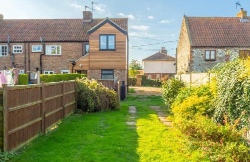 Holme Casa | Barnwell Cottage