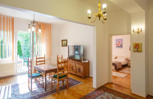Centrul Vechi Villa | Barok Apartments