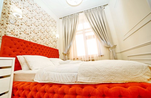 Svitlogirske Apartamento | Barokko Terrassa in the Center of Poltava, Alex Apartments