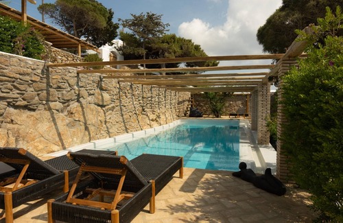 Mykonos Town Villa | Baroness in Mykonos With 5 Bedrooms and 4 5 Bathrooms