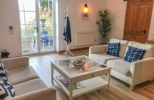 Lynton Casa | Baronet's Quarters