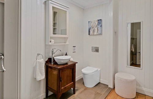 Montville Casa | Baroon Pocket · Addison's Baroon Pocket - Pool/ Pet Friendly