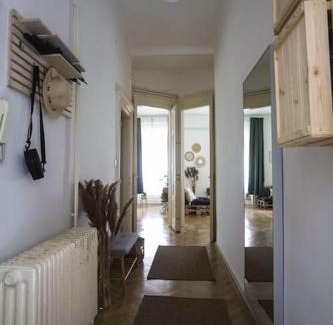 Csarnok negyed Apartamento | Baross 86 greenery apartment