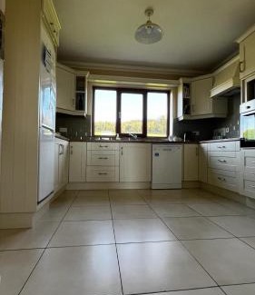 Dromineer Casa | BARR AN CHNOIC HOLIDAY LETTINGS