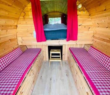 Carlyon Otro | Barrel Cabin 1