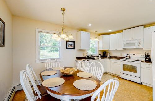 Boothbay Harbor Casa | Barretts Watch Main House and Apartment