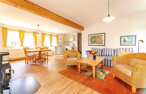 Muritz Apartamento | Apartamento sin barreras Schwalbe, 4 pers., Chimenea (3) - Feriendorf Müritzufer