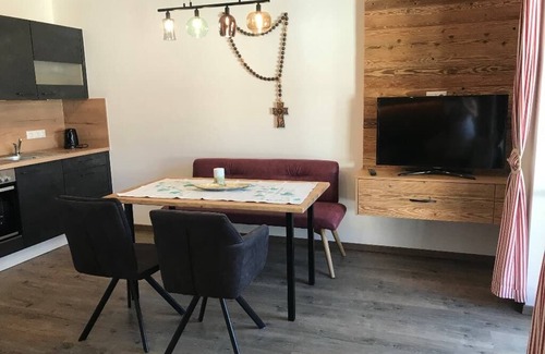 Wegscheid Apartamento | Apartamento de 70 m2 sin barreras con terraza y balcón.
