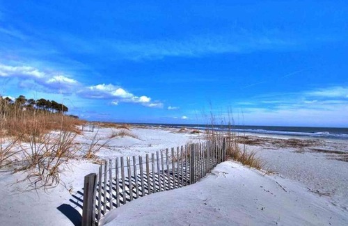 Palmetto Dunes Hotel | Barrington Arms 504