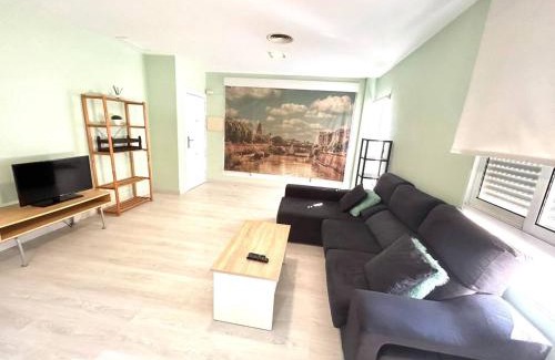 Área Metropolitana de Murcia Apartamento | Barrio San Miguel - Más que apartamentos