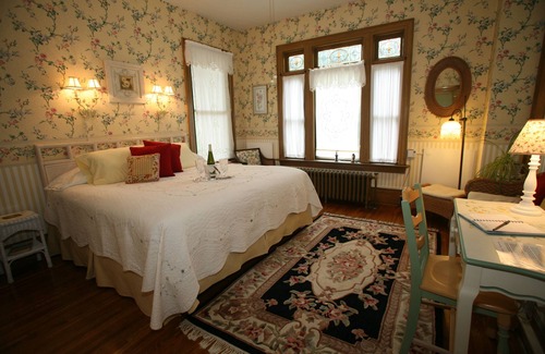 Seneca Falls Cama Y Desayuno | Barrister's Bed & Breakfast