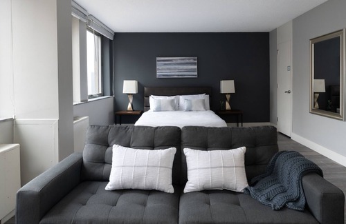 Downtown Cleveland Apartamento | Barsala At The Luckman