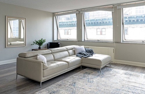 Downtown Cleveland Apartamento | Barsala At The Luckman