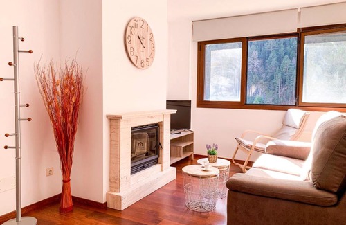 Arinsal Apartamento | Barthe Holidays I Apartamento moderno 5PAX en Arinsal I Ideal para familias, Parking, Pet friendly I Coma Pedrosa