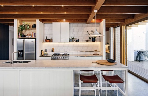 Barwon Heads Casa | Barwon heads architect designed beach house heated pool, great location sleeps 8