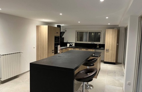 Saint-Vallier-de-Thiey Villa | BAS DE VILLA
