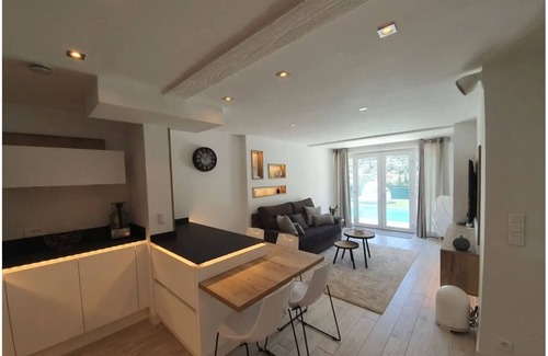 Le Tignet Apartamento | Parte inferior de la villa con piscina - Nuevo