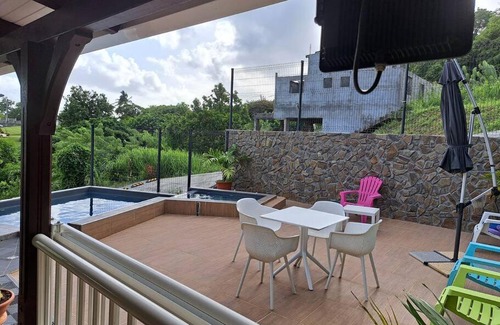 Riviere-Salee Apartamento | Bas de Villa FloriRose