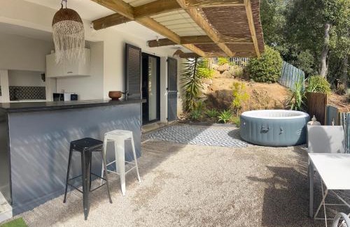 Alata Apartamento | Bas de Villa indépendant San Benedetto