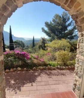 Le Revest-les-Eaux Apartamento | Bas de Villa T3 - Calme et Vue Panoramique