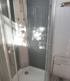 Le Revest-les-Eaux Apartamento | Bas de Villa T3 - Calme et Vue Panoramique