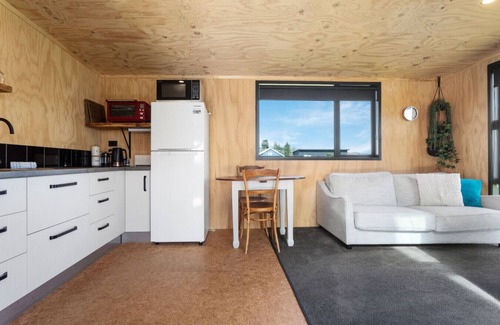 Waiotahi Cabina | Base by the Beach Waiotahe