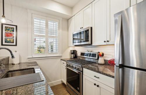 Stowe Area Casa | Base Camp at Village Walk E