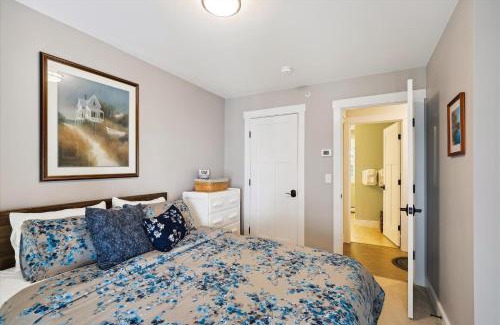 Stowe Area Casa | Base Camp at Village Walk E