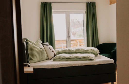 Bad Heilbrunn Apartamento | Base camp for many sporting activities in the Oberland