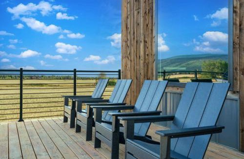 Driggs Casa | Basecamp Stays: Teton Views Huge Deck Stargazing