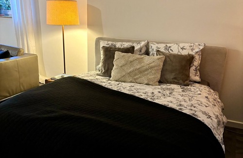 Tungendorf Apartamento | Souterrain 2x room with separate entrance and shower bath